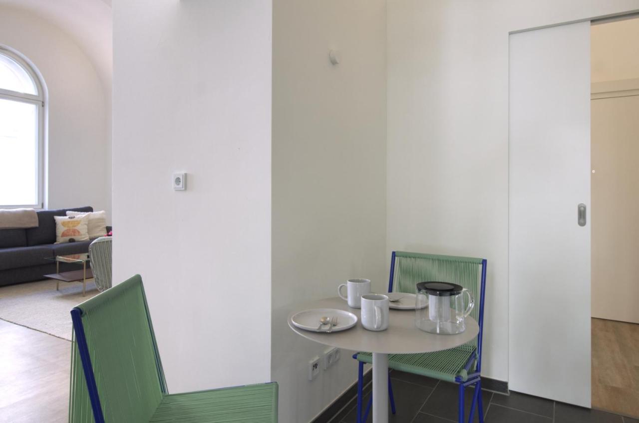 Vonbehling Boutique Apt. - Historisch Und Modern Wiesbaden Exterior photo